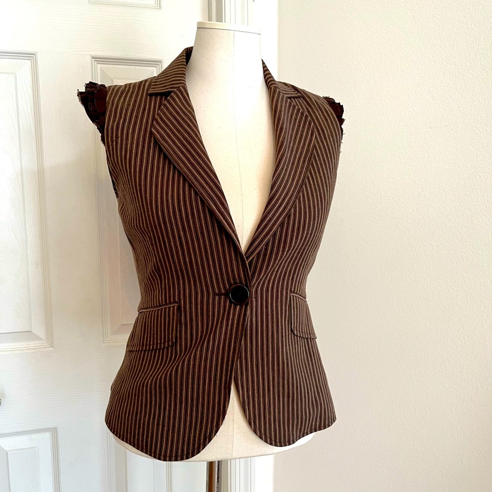 BCBG- Ruffle Cap Sleeve Vest